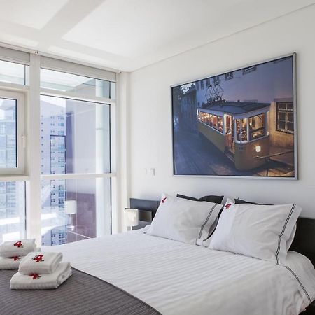 Rent4Rest Lisbon Parque Das Nacoes 17Th Floor River View Exterior foto